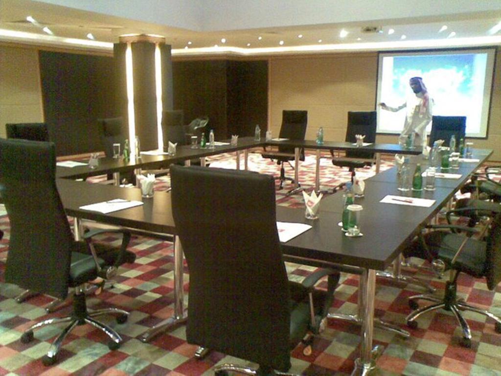 Crom Express Airport Hotel - Jeddah Cidde Dış mekan fotoğraf