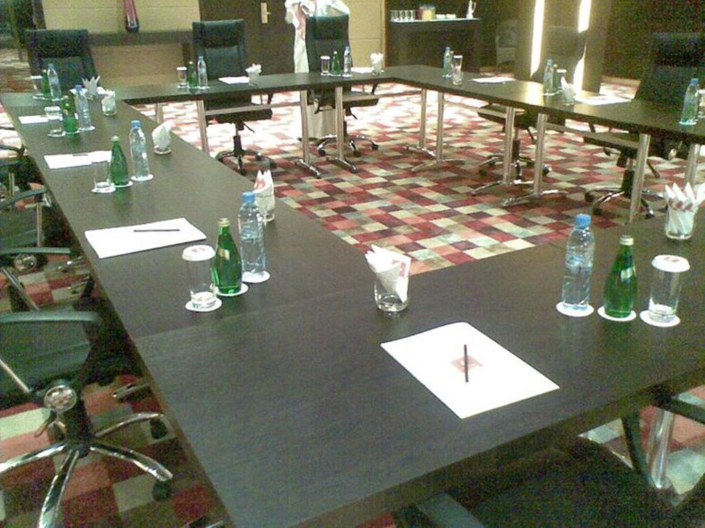Crom Express Airport Hotel - Jeddah Cidde Dış mekan fotoğraf